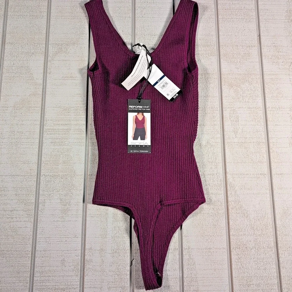 Sofia Vergara Sleeveless Sweater Bodysuit XS-S Plum Daily Active Wear New NWT XS - Picture 5 of 6